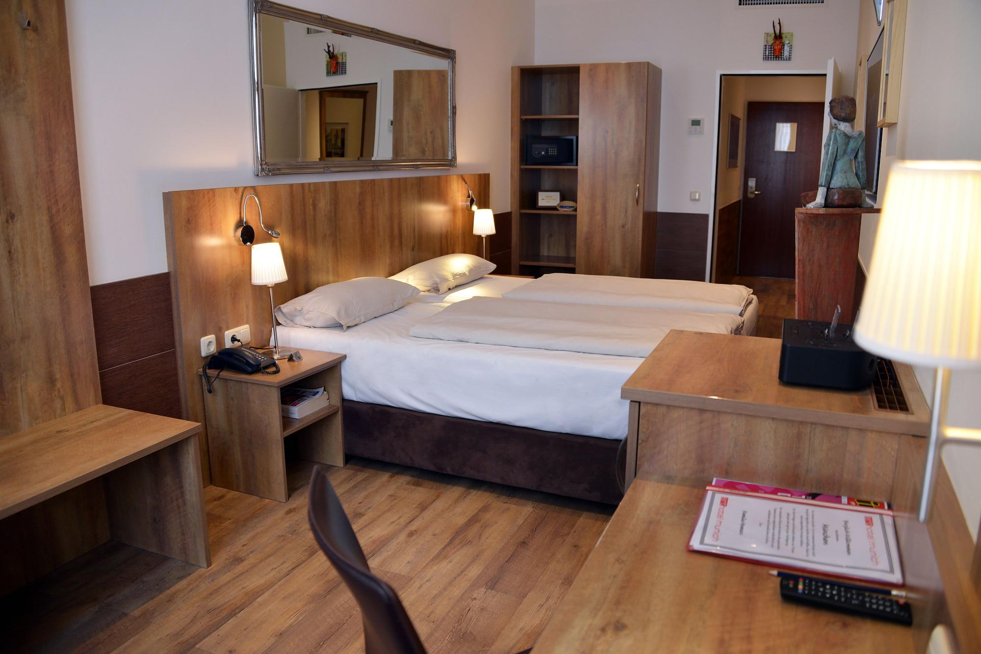 Arthotel Hotel 3*