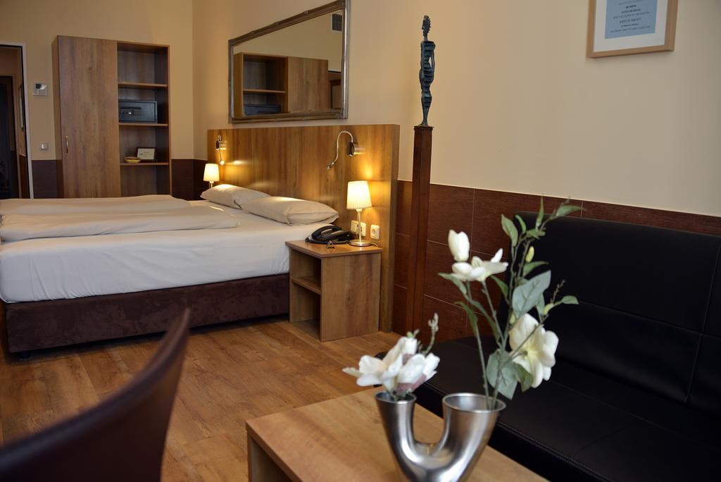 Hotel Arthotel 3*
